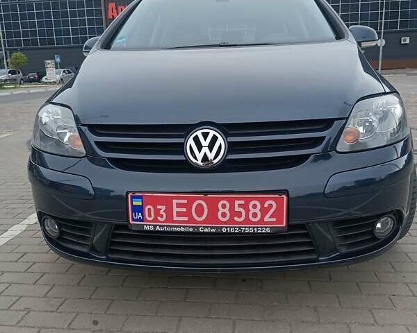 Синий Фольксваген Гольф Плюс, объемом двигателя 1.4 л и пробегом 153 тыс. км за 6550 $, фото 1 на Automoto.ua