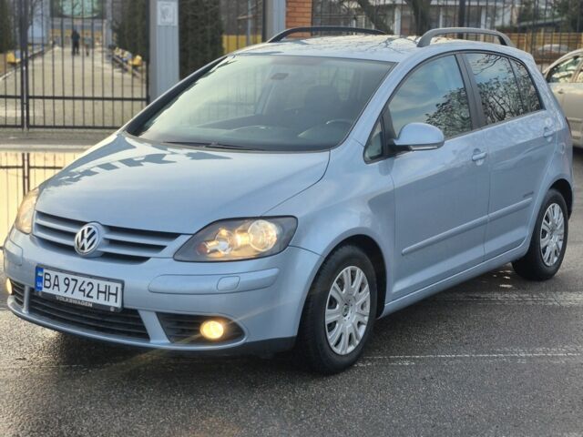 Синій Фольксваген Golf Plus, об'ємом двигуна 1.4 л та пробігом 230 тис. км за 6600 $, фото 1 на Automoto.ua