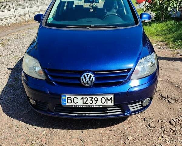 Синий Фольксваген Гольф Плюс, объемом двигателя 1.39 л и пробегом 220 тыс. км за 5900 $, фото 1 на Automoto.ua