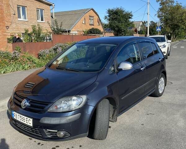 Синій Фольксваген Golf Plus, об'ємом двигуна 1.6 л та пробігом 215 тис. км за 7000 $, фото 1 на Automoto.ua