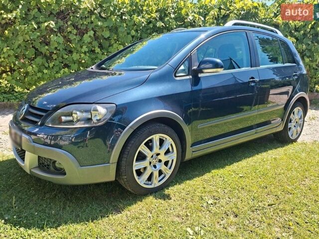 Синій Фольксваген Golf Plus, об'ємом двигуна 1.6 л та пробігом 195 тис. км за 7900 $, фото 1 на Automoto.ua