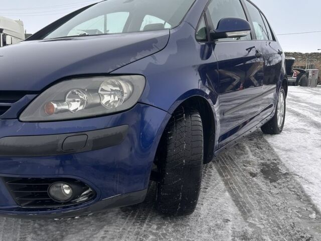 Синій Фольксваген Golf Plus, об'ємом двигуна 1.9 л та пробігом 330 тис. км за 2400 $, фото 1 на Automoto.ua