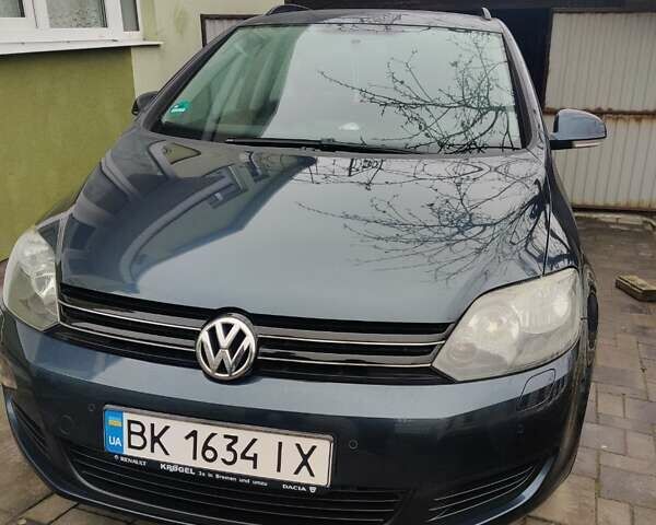 Синий Фольксваген Гольф Плюс, объемом двигателя 1.39 л и пробегом 205 тыс. км за 7500 $, фото 1 на Automoto.ua