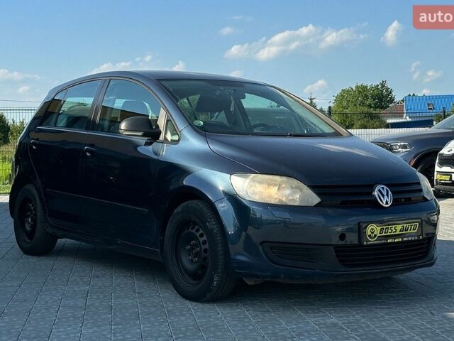 Синій Фольксваген Golf Plus, об'ємом двигуна 1.6 л та пробігом 241 тис. км за 5990 $, фото 1 на Automoto.ua