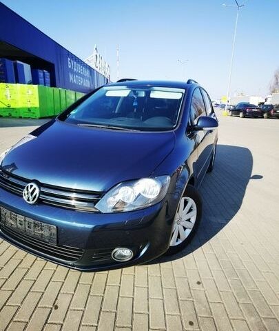 Синий Фольксваген Гольф Плюс, объемом двигателя 1.4 л и пробегом 145 тыс. км за 6999 $, фото 1 на Automoto.ua