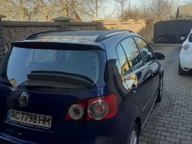 Синий Фольксваген Гольф Плюс, объемом двигателя 1.6 л и пробегом 210 тыс. км за 8128 $, фото 1 на Automoto.ua