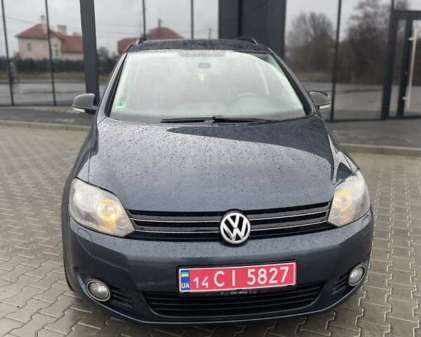 Синий Фольксваген Гольф Плюс, объемом двигателя 1.6 л и пробегом 270 тыс. км за 8799 $, фото 1 на Automoto.ua