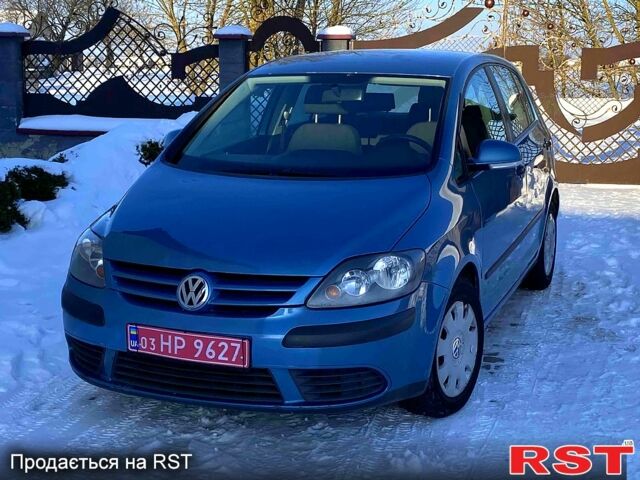 Синий Фольксваген Гольф Плюс, объемом двигателя 1.4 л и пробегом 130 тыс. км за 4999 $, фото 1 на Automoto.ua