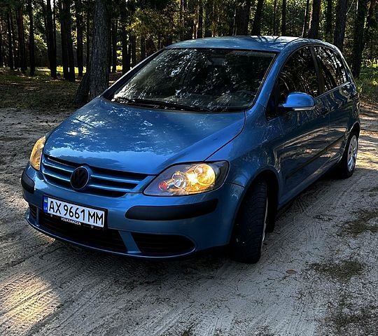 Синій Фольксваген Golf Plus, об'ємом двигуна 1.9 л та пробігом 0 тис. км за 4200 $, фото 1 на Automoto.ua