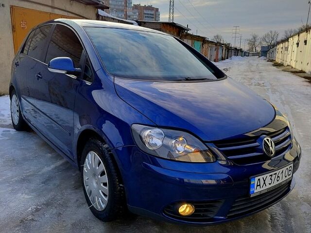 Синий Фольксваген Гольф Плюс, объемом двигателя 1.6 л и пробегом 281 тыс. км за 6400 $, фото 1 на Automoto.ua