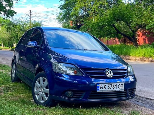 Синій Фольксваген Golf Plus, об'ємом двигуна 1.6 л та пробігом 284 тис. км за 6500 $, фото 1 на Automoto.ua