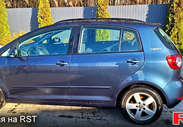 Синій Фольксваген Golf Plus, об'ємом двигуна 1.6 л та пробігом 283 тис. км за 8000 $, фото 1 на Automoto.ua
