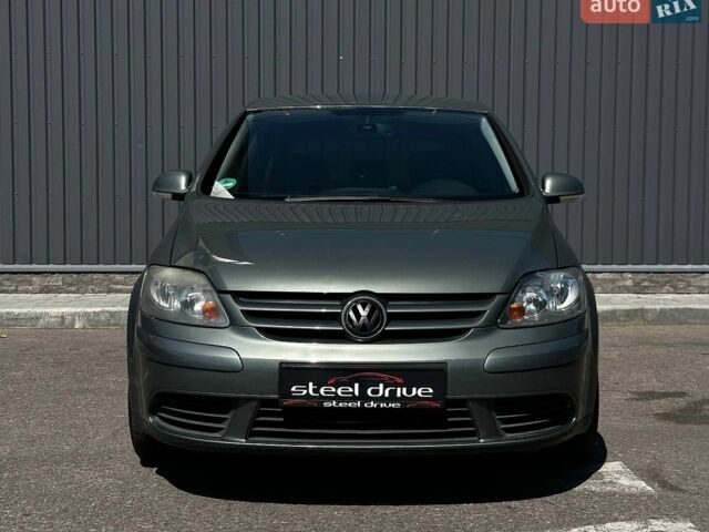 Зелений Фольксваген Golf Plus, об'ємом двигуна 1.6 л та пробігом 260 тис. км за 6299 $, фото 1 на Automoto.ua