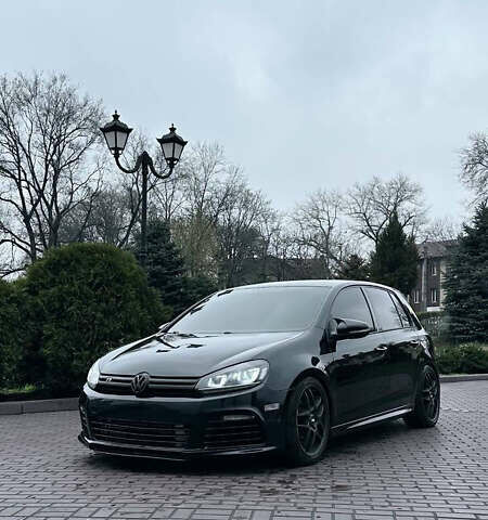 Чорний Фольксваген Гольф Р, об'ємом двигуна 1.98 л та пробігом 230 тис. км за 12000 $, фото 1 на Automoto.ua