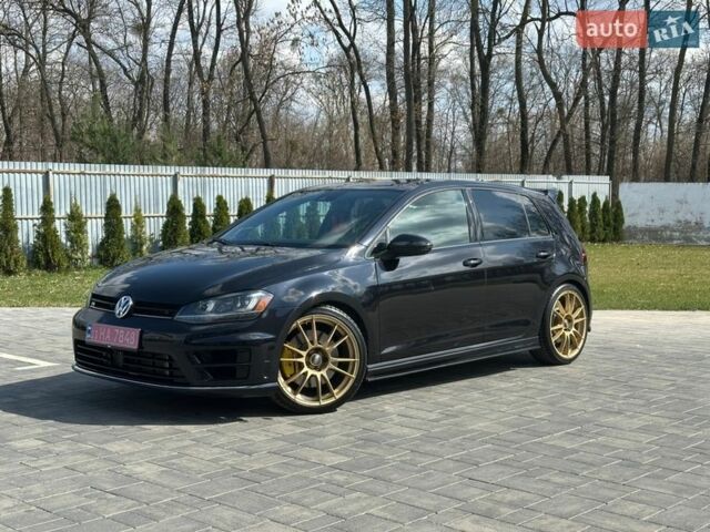 Черный Фольксваген Гольф Р, объемом двигателя 2 л и пробегом 130 тыс. км за 20000 $, фото 1 на Automoto.ua