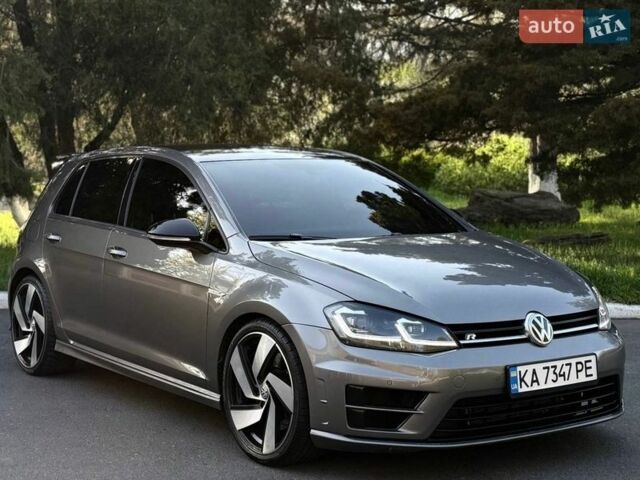 Серый Фольксваген Гольф Р, объемом двигателя 1.98 л и пробегом 142 тыс. км за 18500 $, фото 1 на Automoto.ua