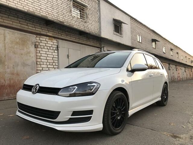 Білий Фольксваген Golf SportWagen, об'ємом двигуна 2 л та пробігом 58 тис. км за 16900 $, фото 1 на Automoto.ua