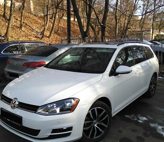 Білий Фольксваген Golf SportWagen, об'ємом двигуна 0 л та пробігом 1 тис. км за 21000 $, фото 1 на Automoto.ua