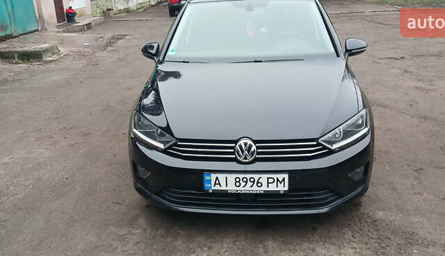 Черный Фольксваген Гольф Спортсван, объемом двигателя 1.6 л и пробегом 250 тыс. км за 13200 $, фото 1 на Automoto.ua