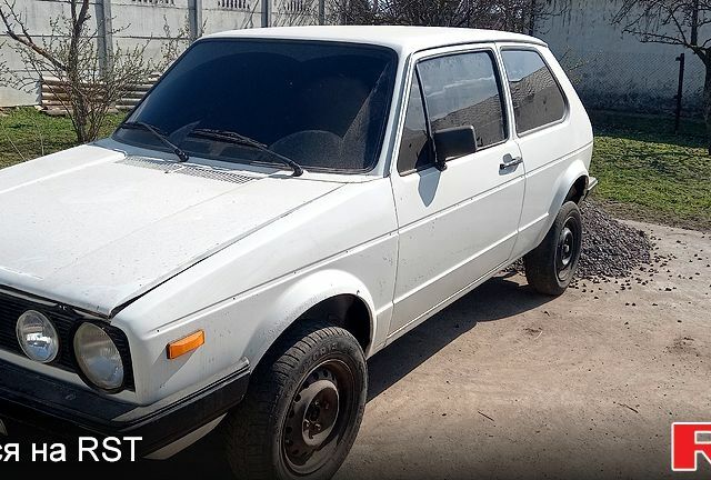 Белый Фольксваген Гольф, объемом двигателя 1.6 л и пробегом 385 тыс. км за 1200 $, фото 1 на Automoto.ua