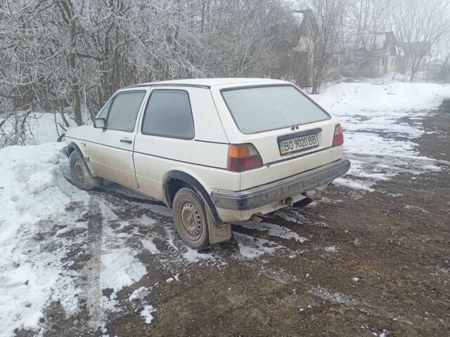 Білий Фольксваген Гольф, об'ємом двигуна 1.6 л та пробігом 100 тис. км за 900 $, фото 1 на Automoto.ua