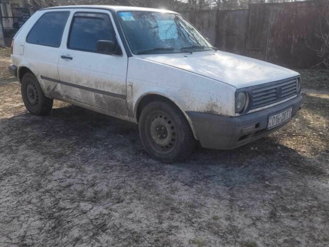 Білий Фольксваген Гольф, об'ємом двигуна 1.9 л та пробігом 300 тис. км за 452 $, фото 1 на Automoto.ua