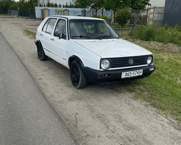 Белый Фольксваген Гольф, объемом двигателя 1.27 л и пробегом 90 тыс. км за 1000 $, фото 1 на Automoto.ua