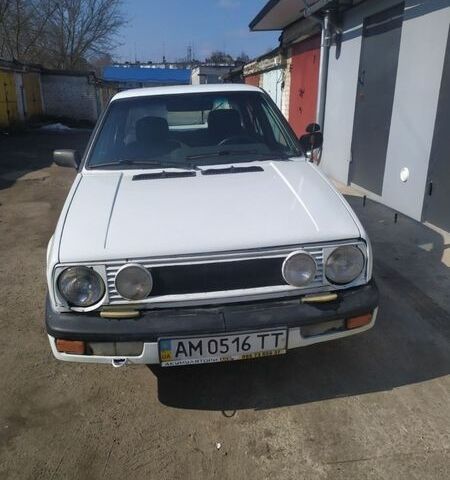 Білий Фольксваген Гольф, об'ємом двигуна 1.8 л та пробігом 270 тис. км за 1300 $, фото 1 на Automoto.ua