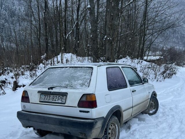 Белый Фольксваген Гольф, объемом двигателя 1.3 л и пробегом 3 тыс. км за 500 $, фото 1 на Automoto.ua