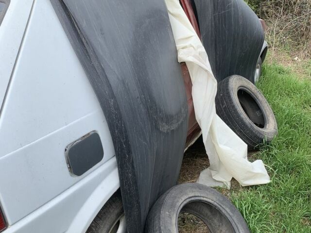 Белый Фольксваген Гольф, объемом двигателя 1.6 л и пробегом 3 тыс. км за 500 $, фото 1 на Automoto.ua