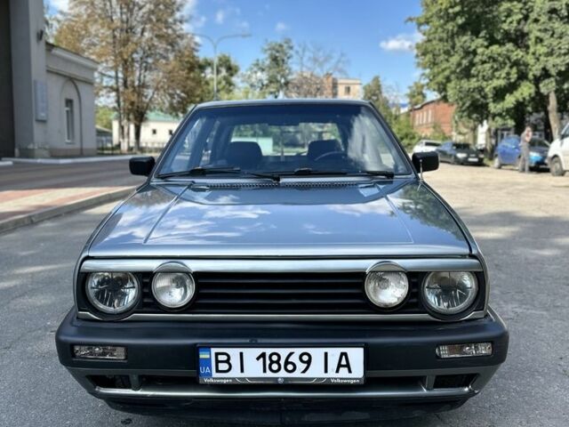 Білий Фольксваген Гольф, об'ємом двигуна 1.3 л та пробігом 300 тис. км за 1299 $, фото 1 на Automoto.ua