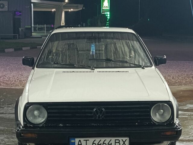 Белый Фольксваген Гольф, объемом двигателя 1.6 л и пробегом 398 тыс. км за 1050 $, фото 1 на Automoto.ua