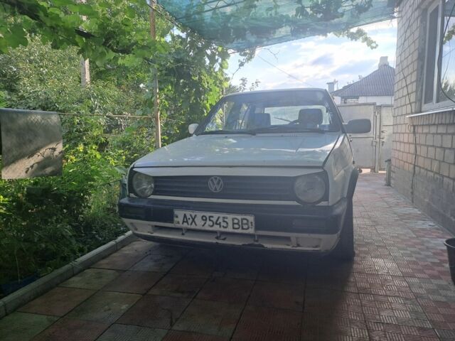 Белый Фольксваген Гольф, объемом двигателя 0 л и пробегом 281 тыс. км за 1050 $, фото 1 на Automoto.ua