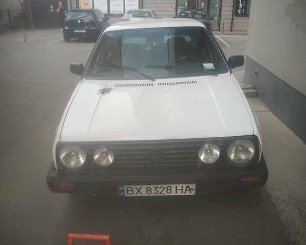 Білий Фольксваген Гольф, об'ємом двигуна 1.78 л та пробігом 697 тис. км за 1200 $, фото 1 на Automoto.ua