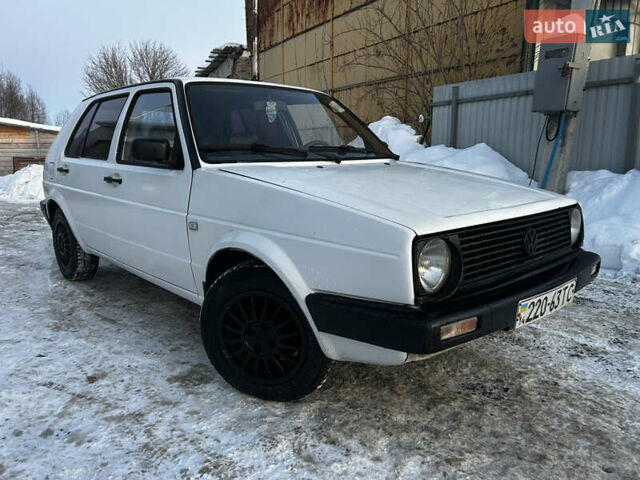 Білий Фольксваген Гольф, об'ємом двигуна 1.6 л та пробігом 100 тис. км за 850 $, фото 1 на Automoto.ua