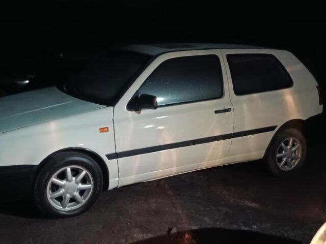 Білий Фольксваген Гольф, об'ємом двигуна 0 л та пробігом 135 тис. км за 2350 $, фото 1 на Automoto.ua