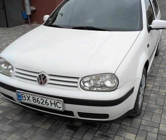 Білий Фольксваген Гольф, об'ємом двигуна 1.9 л та пробігом 390 тис. км за 3600 $, фото 1 на Automoto.ua