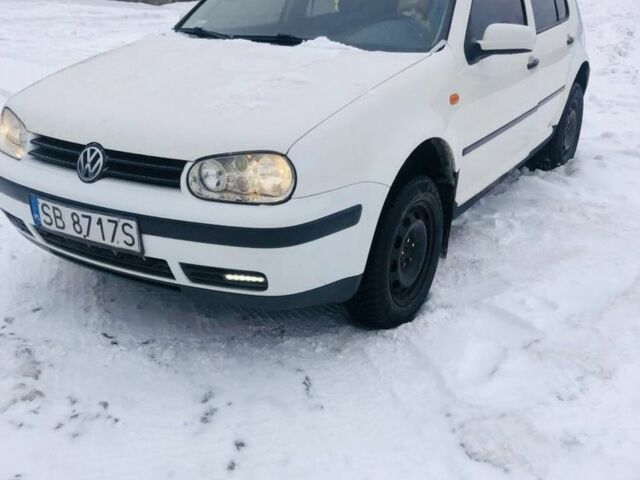 Білий Фольксваген Гольф, об'ємом двигуна 0 л та пробігом 300 тис. км за 1650 $, фото 1 на Automoto.ua