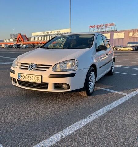 Білий Фольксваген Гольф, об'ємом двигуна 1.6 л та пробігом 264 тис. км за 5199 $, фото 1 на Automoto.ua