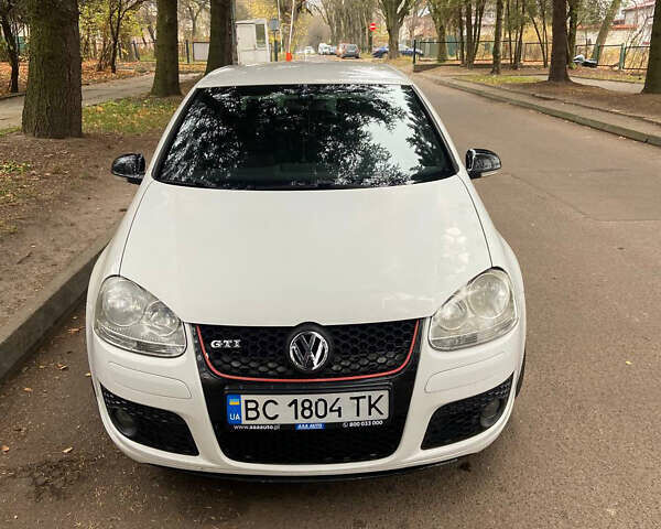 Белый Фольксваген Гольф, объемом двигателя 1.4 л и пробегом 197 тыс. км за 6500 $, фото 1 на Automoto.ua