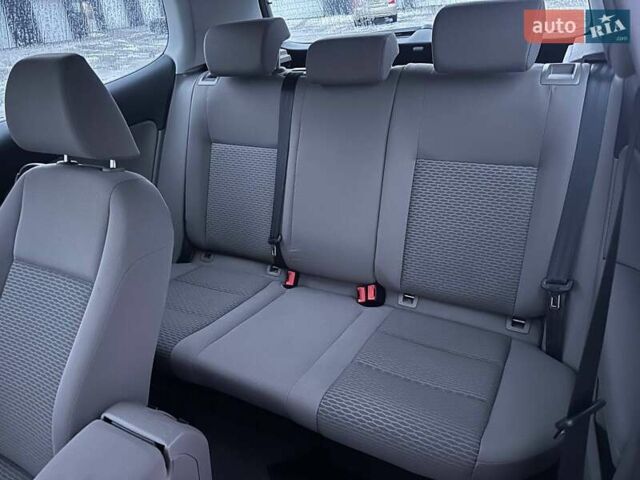 Белый Фольксваген Гольф, объемом двигателя 1.97 л и пробегом 300 тыс. км за 6700 $, фото 1 на Automoto.ua