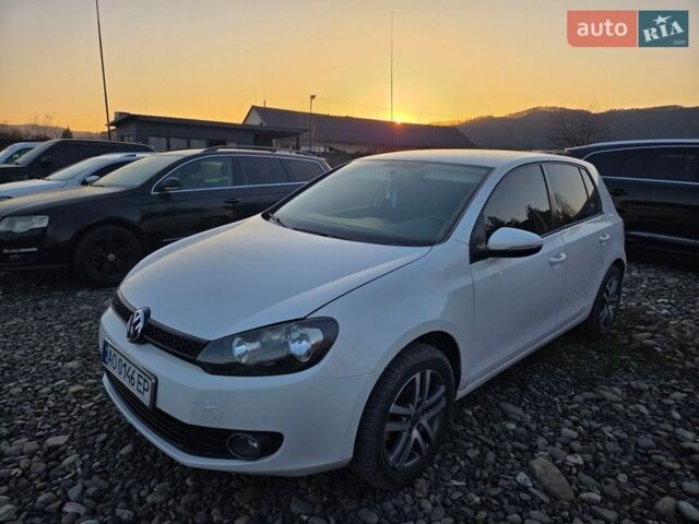 Білий Фольксваген Гольф, об'ємом двигуна 1.39 л та пробігом 244 тис. км за 5999 $, фото 1 на Automoto.ua