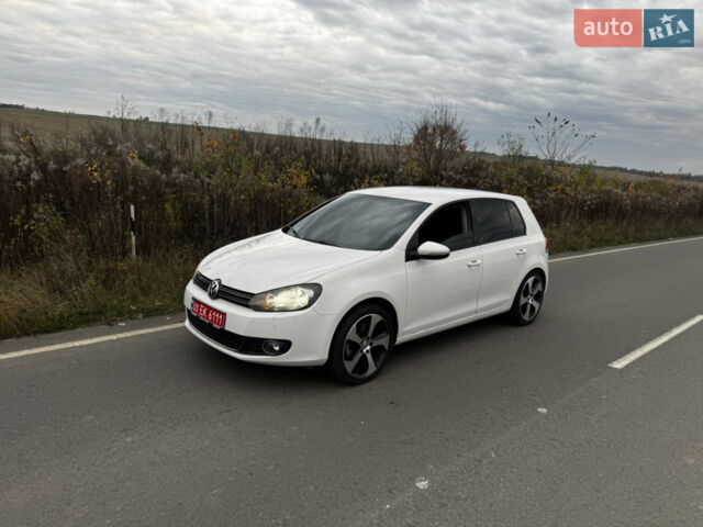 Білий Фольксваген Гольф, об'ємом двигуна 1.8 л та пробігом 253 тис. км за 7500 $, фото 1 на Automoto.ua