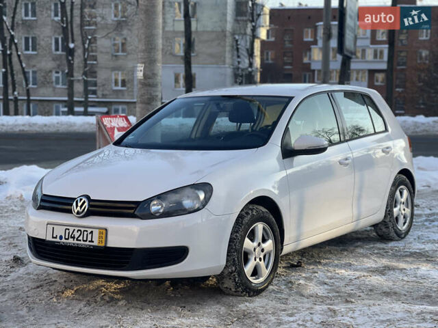 Білий Фольксваген Гольф, об'ємом двигуна 1.6 л та пробігом 185 тис. км за 7850 $, фото 1 на Automoto.ua