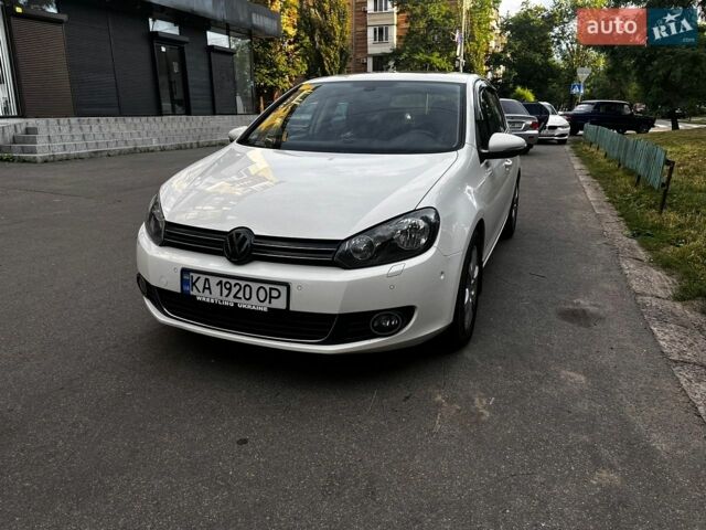 Білий Фольксваген Гольф, об'ємом двигуна 1.39 л та пробігом 216 тис. км за 7300 $, фото 1 на Automoto.ua