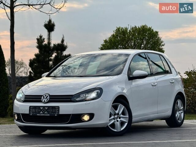 Белый Фольксваген Гольф, объемом двигателя 1.39 л и пробегом 232 тыс. км за 8200 $, фото 1 на Automoto.ua