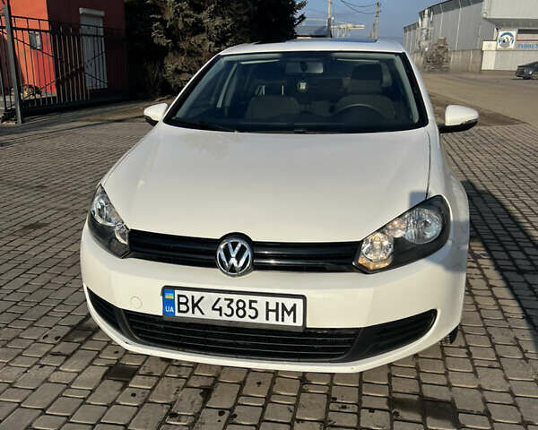 Білий Фольксваген Гольф, об'ємом двигуна 2.48 л та пробігом 268 тис. км за 9500 $, фото 1 на Automoto.ua