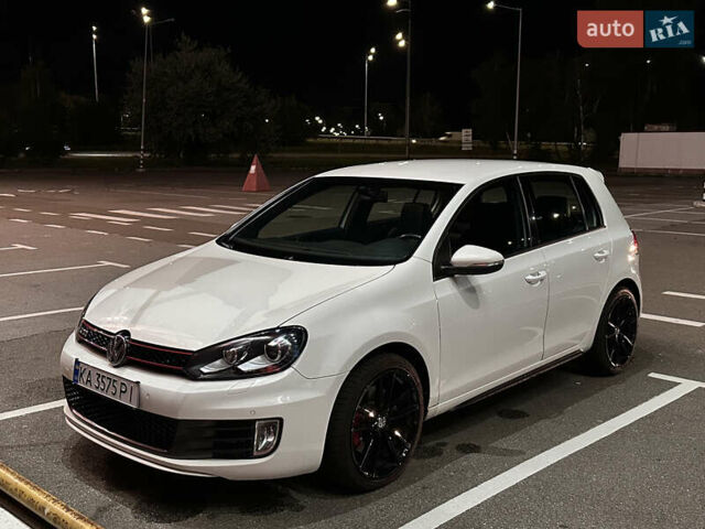 Білий Фольксваген Гольф, об'ємом двигуна 1.98 л та пробігом 153 тис. км за 13000 $, фото 1 на Automoto.ua