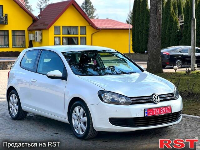 Белый Фольксваген Гольф, объемом двигателя 1.4 л и пробегом 186 тыс. км за 7500 $, фото 1 на Automoto.ua