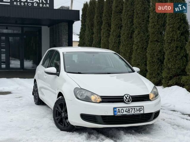Белый Фольксваген Гольф, объемом двигателя 1.2 л и пробегом 267 тыс. км за 6700 $, фото 1 на Automoto.ua